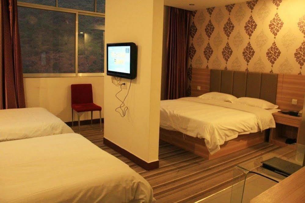 Yangshuo Harbour View Hotel エクステリア 写真